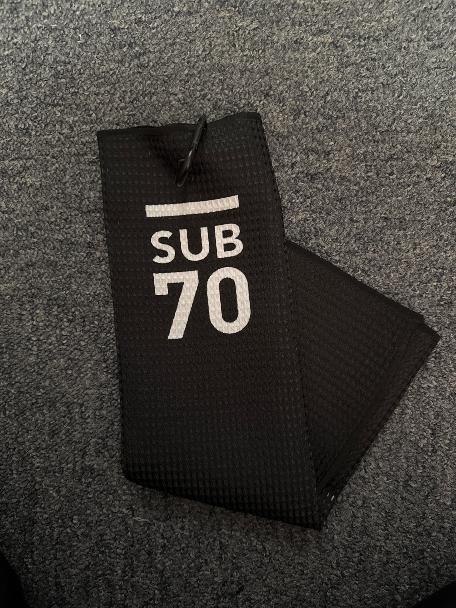 Sub70 Trifold Towel - Black⛳️